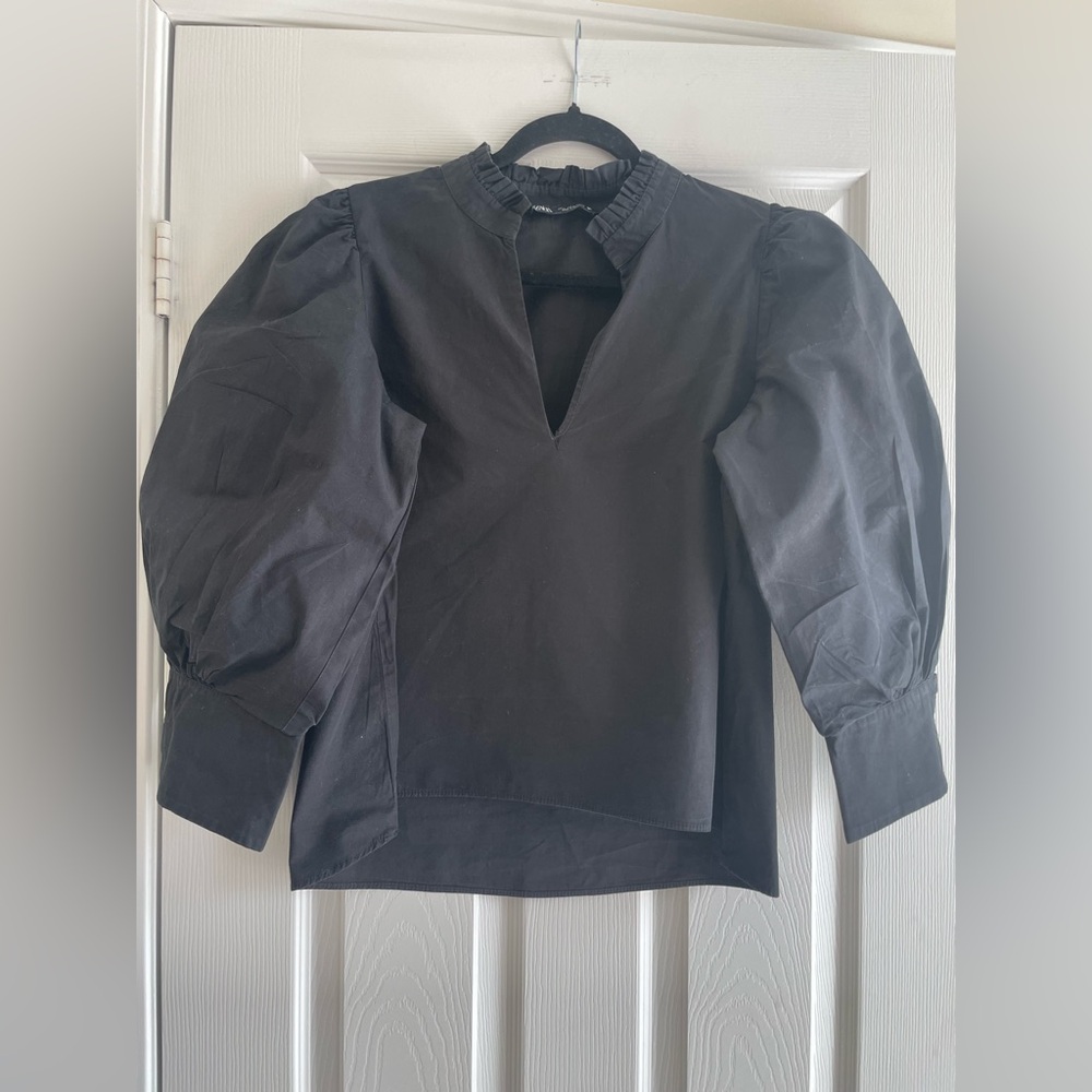 ZARA Elegant Black Puff Sleeve Top